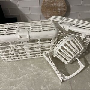 White Plastic Dishwasher Safe Baby Baskets -NWOB